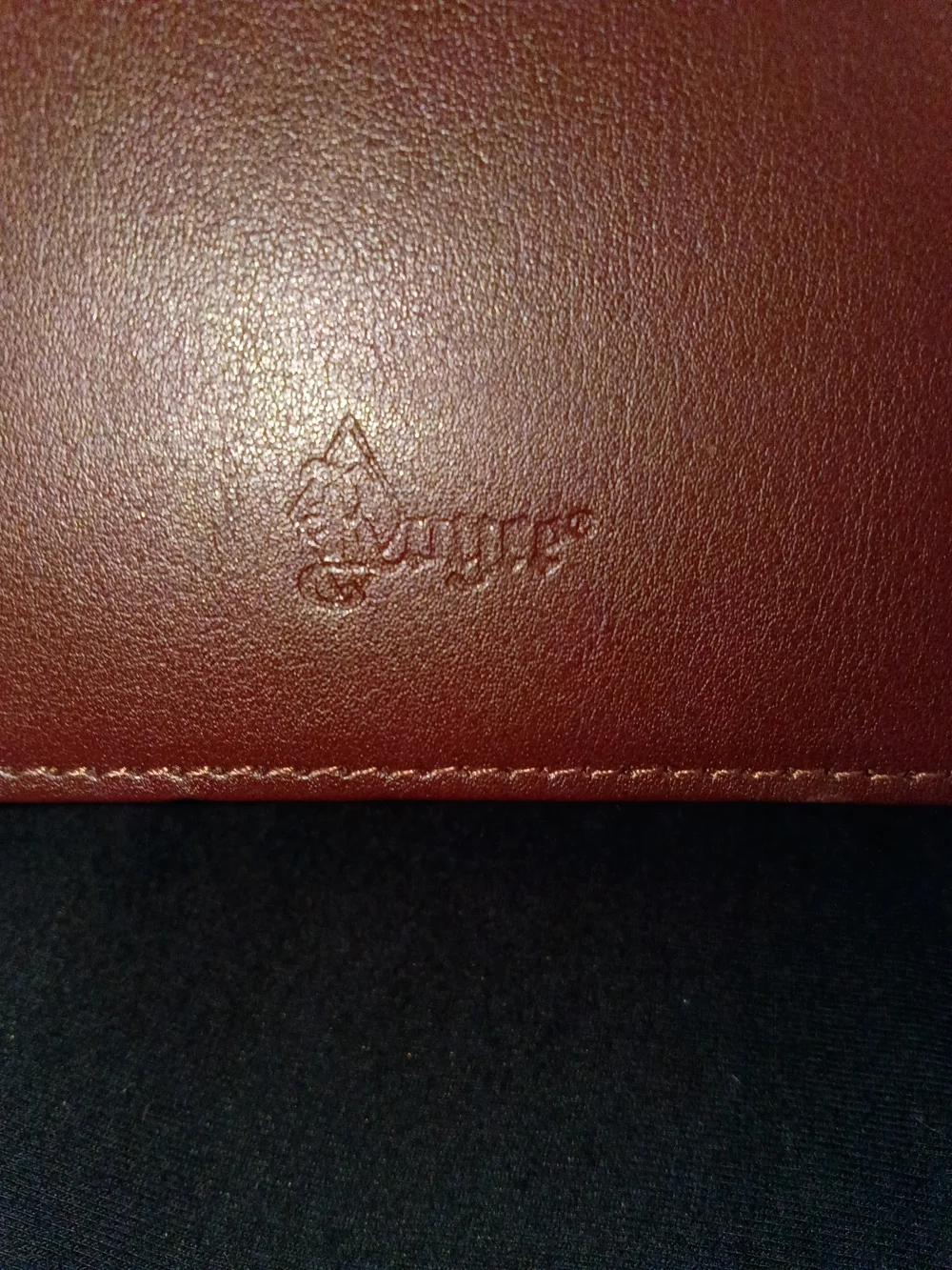 ROYCE N. Y. Burgundy Leather Broader Luxury Suede 2 Compartment Wine Over Tote
